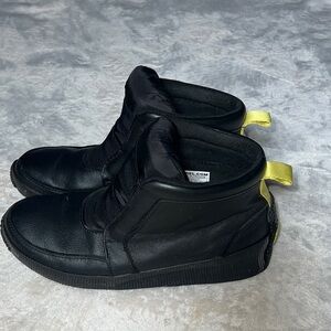 Sorel Black and Yellow Winter Boots